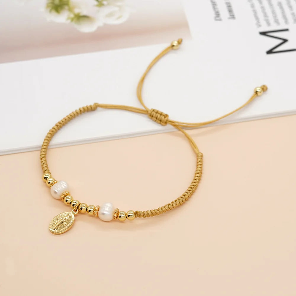 Freshwater pearls bracelet with lucky Jesus pendant